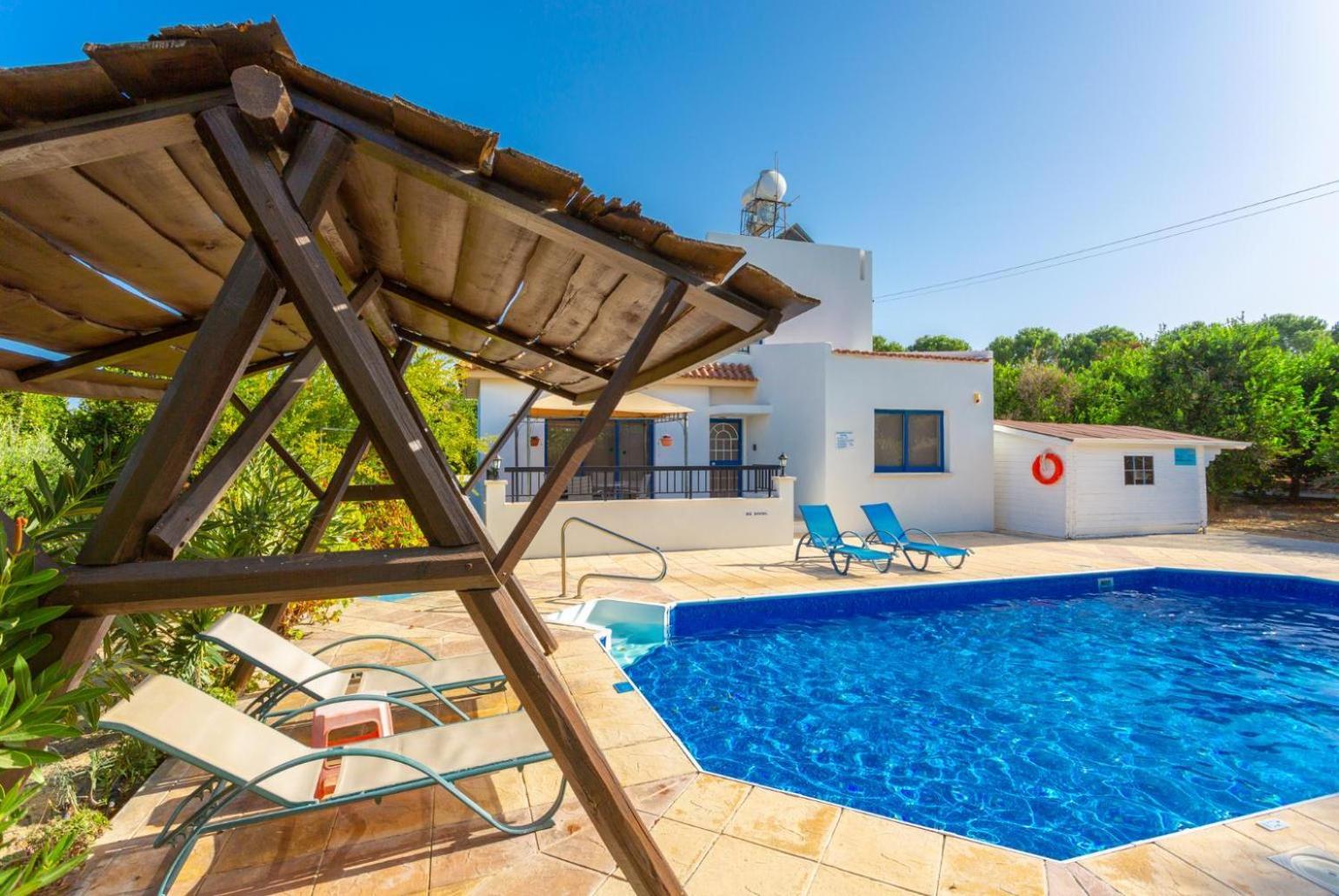 Villa Charoula Pente Πάφος Εξωτερικό φωτογραφία